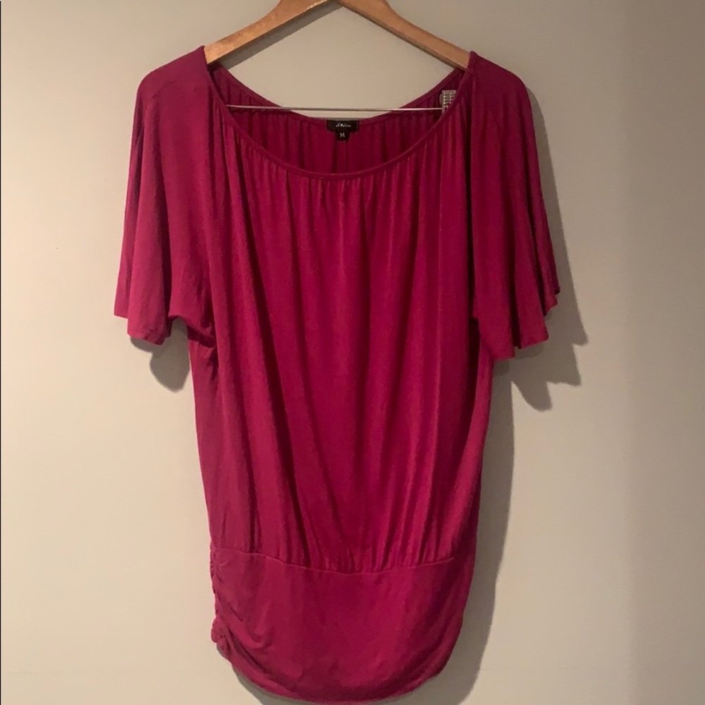 Flowy sleeved shirt